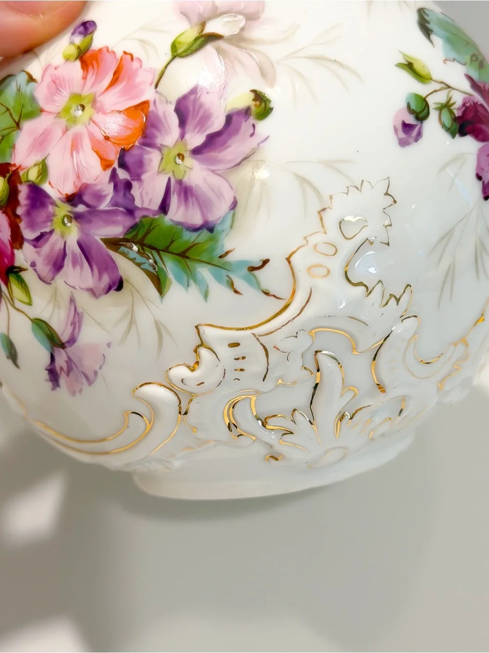 Leonard Vienna Austria Porcelain Cachepot Hand Painted Floral Raised Gilt Relief